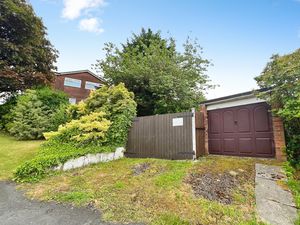 Garage- click for photo gallery